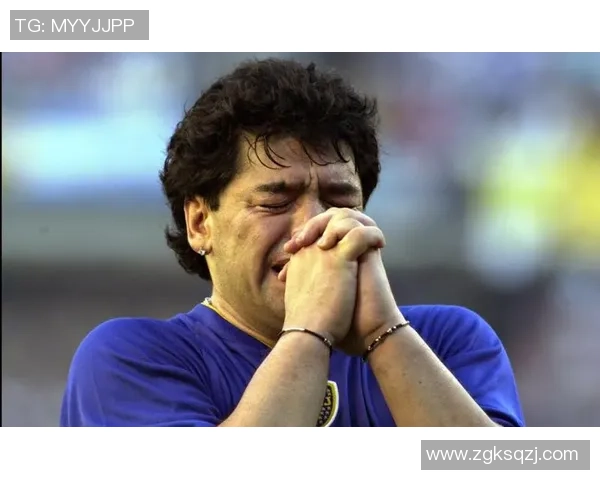 足球之夜：传奇球星告别赛场，共同见证辉煌瞬间的最后谢幕